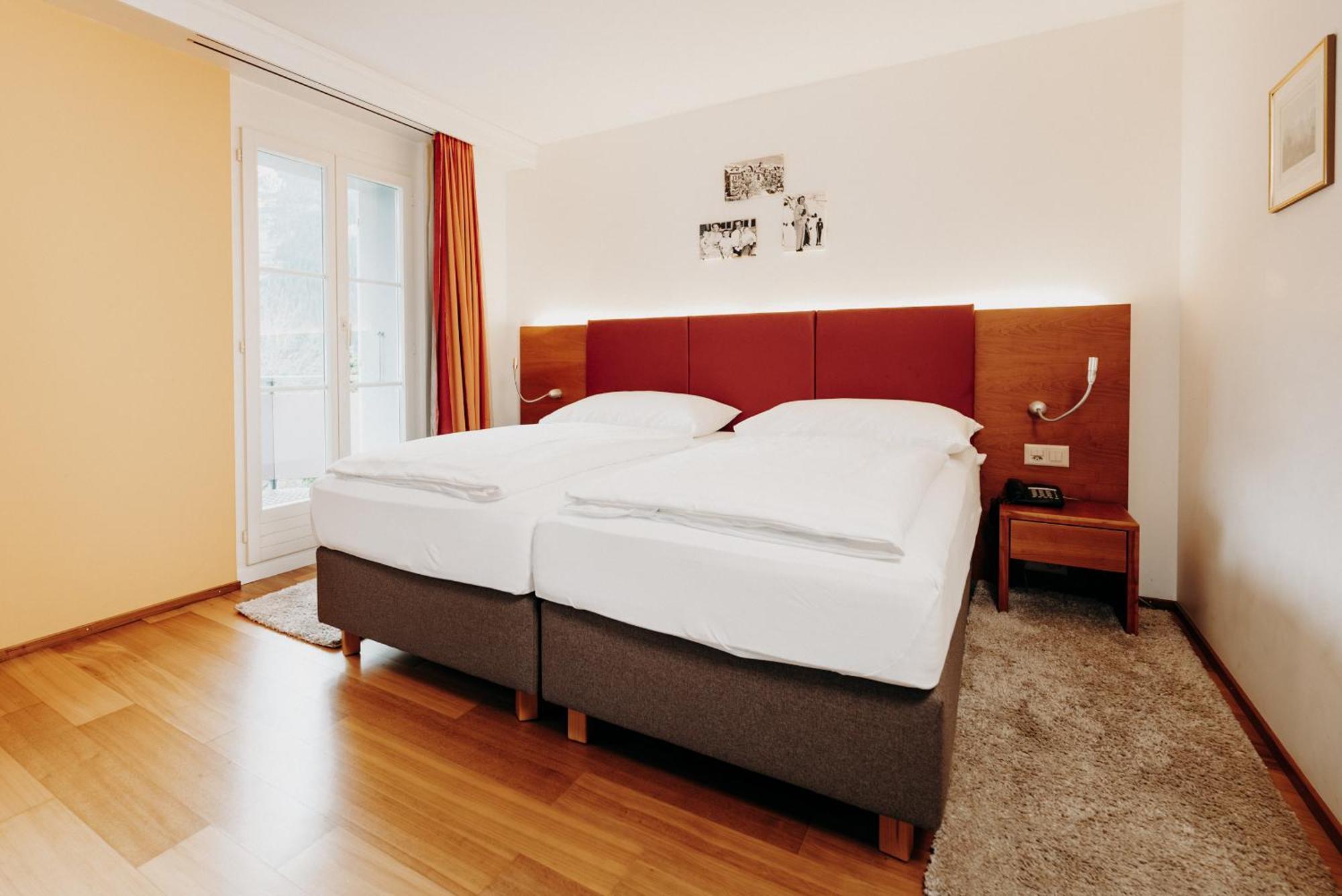 Parkhotel Schoenegg Grindelwald Room photo