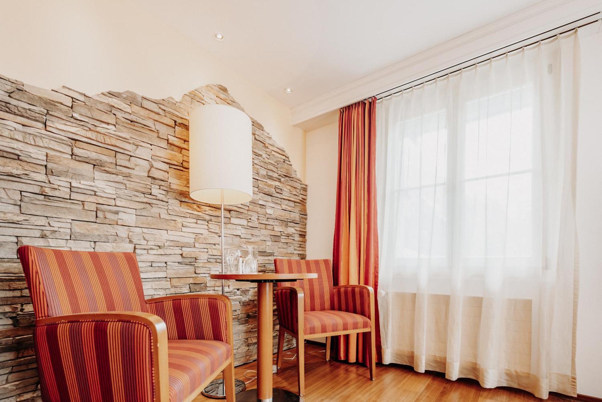 Parkhotel Schoenegg Grindelwald Room photo
